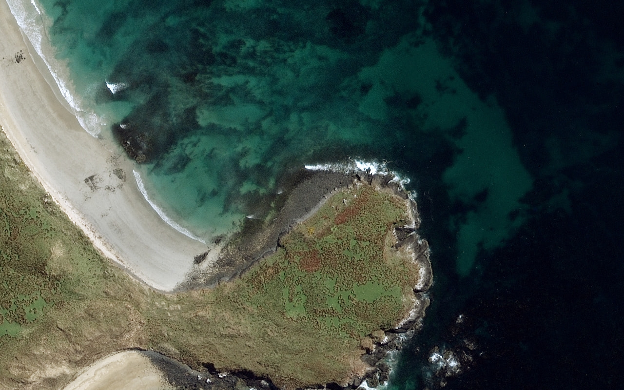 NewZealandCoast_WV2_50-cm_10-15-2011_ENHANCE